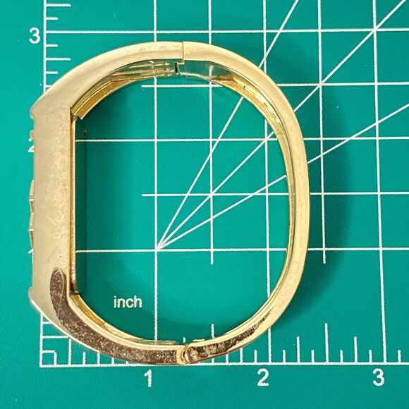 Chunky Gold Tone Hinge Bracelet Geometric Pattern - Picture 9 of 10